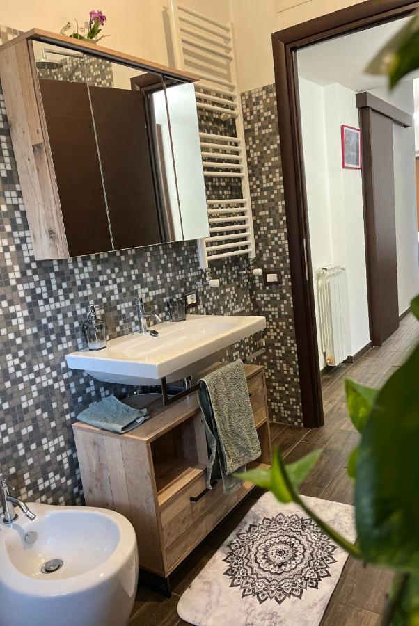 דירות רומא Casa Mcdoor מראה חיצוני תמונה
